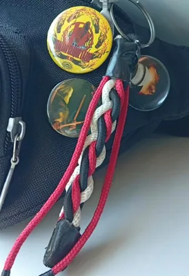 tyler's paracord keychain (15/20cm)